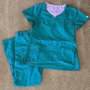 Med Couture Scrub Top & Pants Set - Size XS
